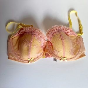 36C lacy yellow and white la senza bra